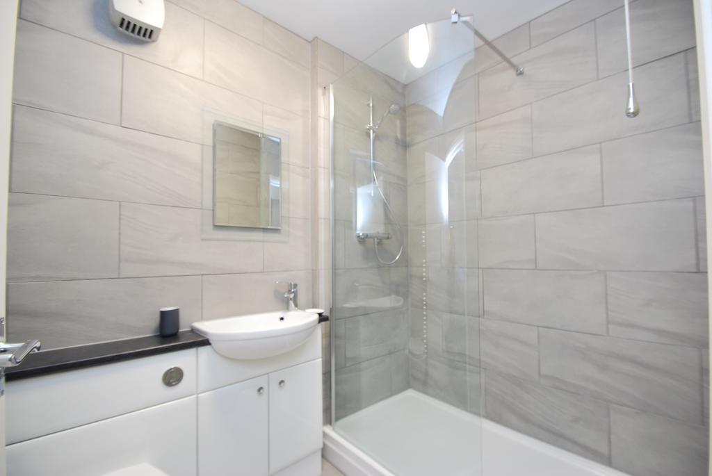 Elmbrook Apartment Bath Bagian luar foto